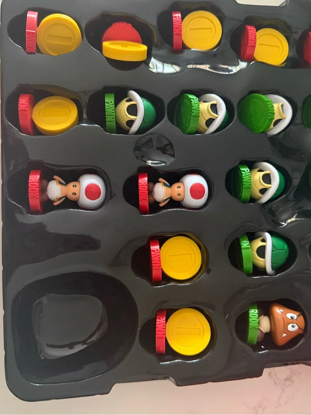 Super Mario Chess Collector's Edition - Red, Green, Yellow